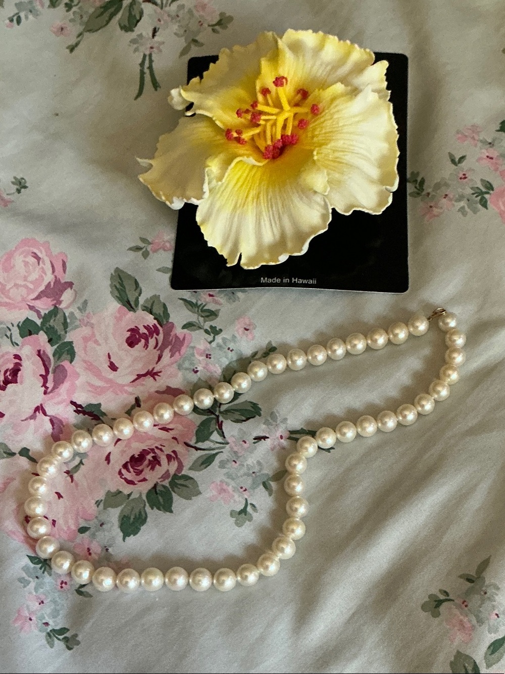 Classic Pearl Strand Necklace in Cream and new flower clip